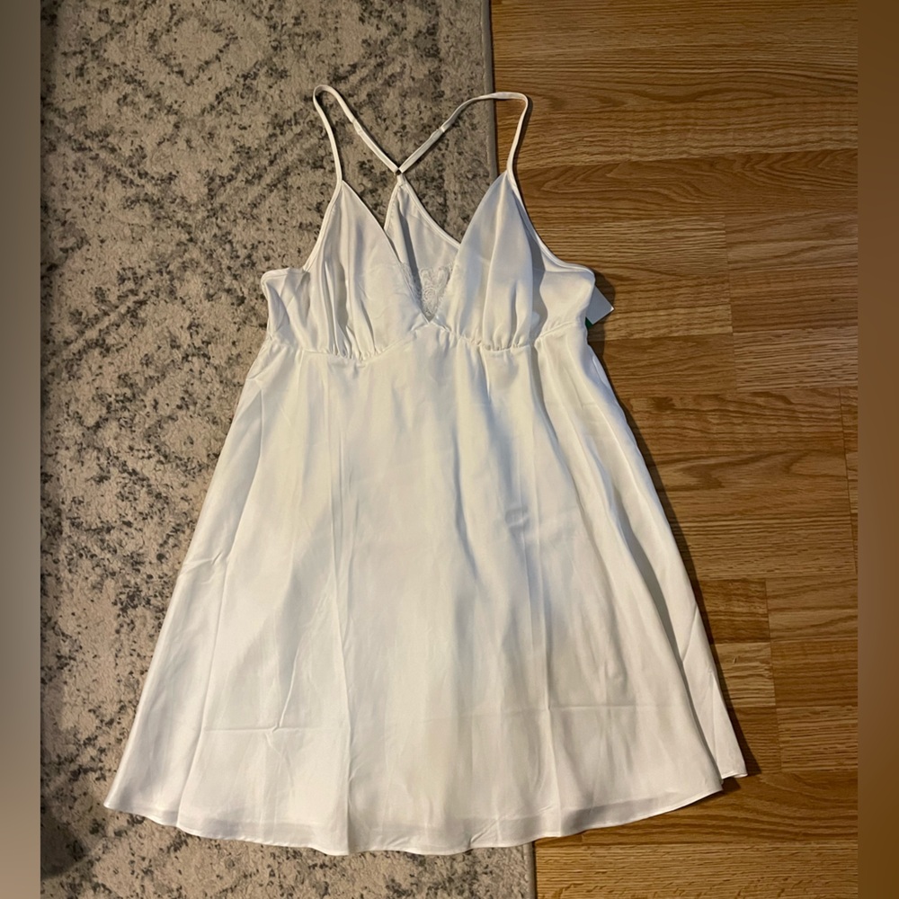 Flora‎ Nikrooz Ivory Satin Lace Slip Dress Size Large NWT Coquette Sleepwear